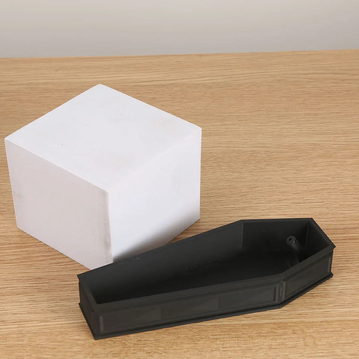 Gothic Coffin-Shaped Incense Burner - Black, 3D Printed Home Decor for Halloween & Witchy Gifts